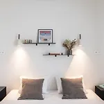 Hotel Yust *