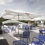 Hotel Yust